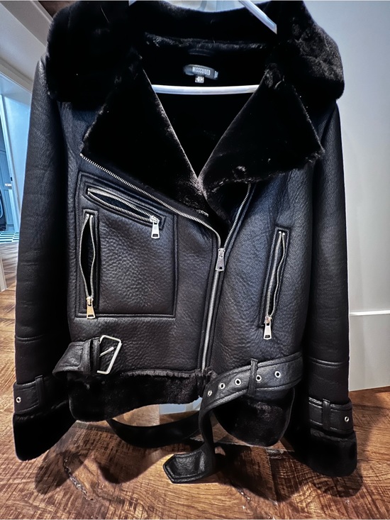 Missguided + Jackets & Blazers - Missguided Black Jacket with Silver Label Detail